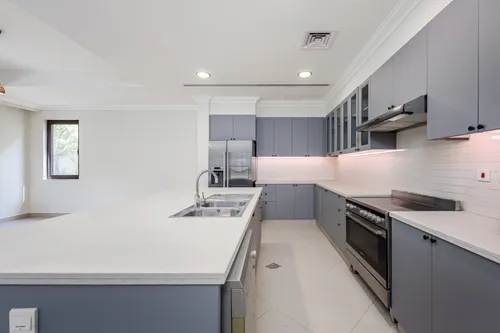 6 Bedrooms Villa in Yasmin