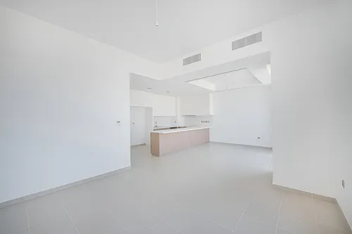 3 Bedrooms Villa in Reem Community