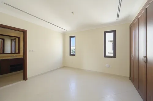 5 Bedrooms Villa in Yasmin