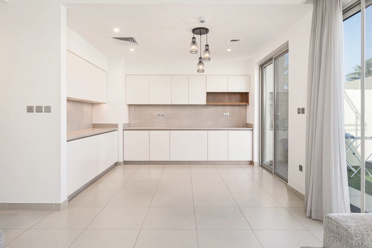 4 Bedrooms Townhouse in Camelia 2