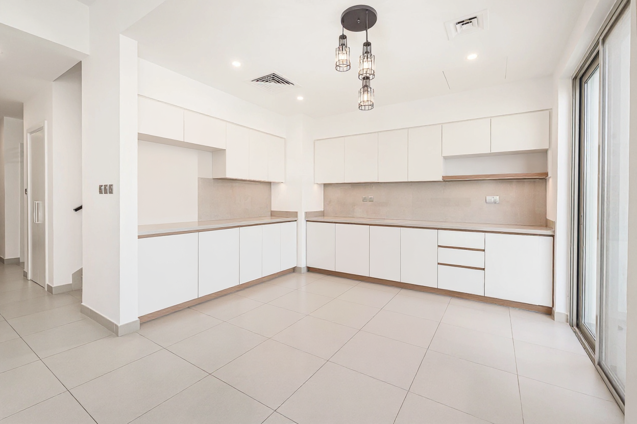 4 Bedrooms Townhouse in Camelia 2