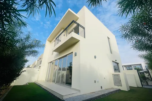 4 Bedroom | Available Now | Easy Access To Pool