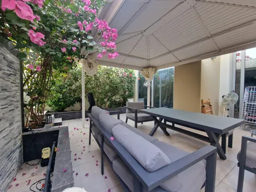 3 Bedrooms Townhouse in Camelia 2