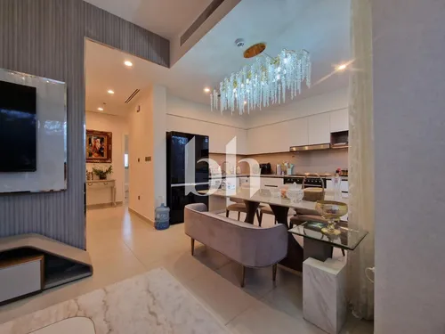 Single Row | Furnished | 3 Bedroom | Maids