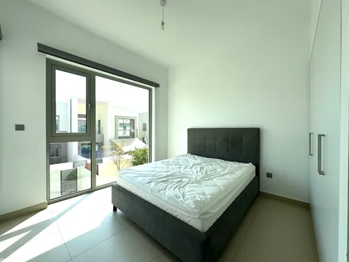 3 Bedrooms Townhouse in Camelia 2