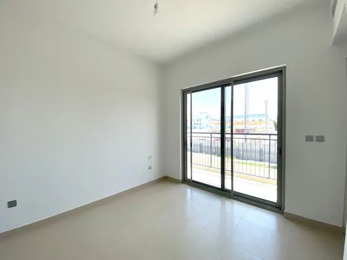 3 Bedrooms Townhouse in Camelia 2