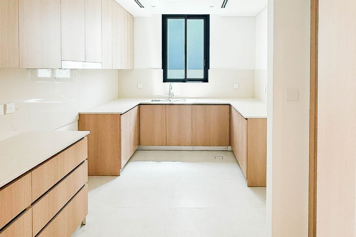 5 Bedrooms Villa in Caya