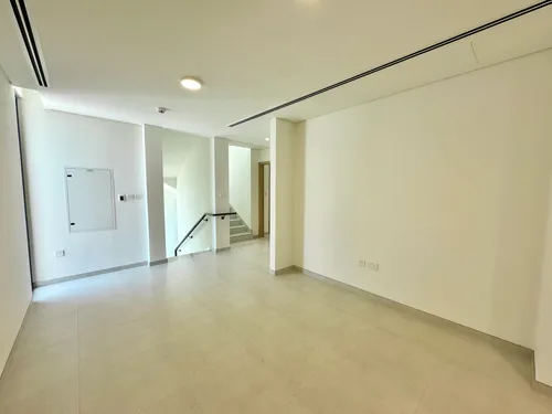 5 Bedrooms Villa in Caya