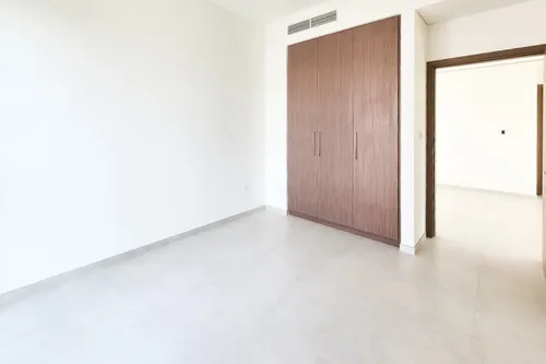 4 Bedrooms Townhouse in Caya