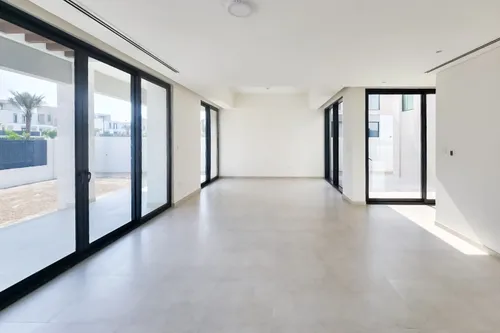 4 Bedrooms Townhouse in Caya