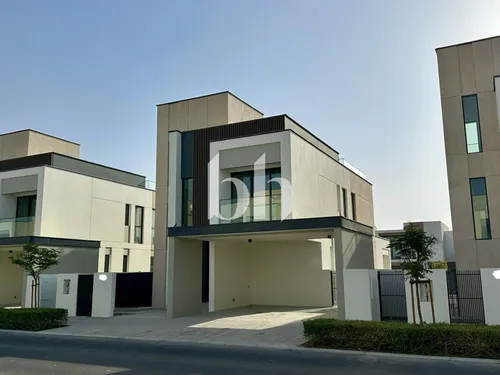 SINGLE ROW | CLOSE TO POOL | READY TO VIEW TODAY