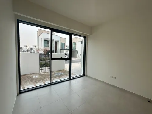 4 Bedrooms Townhouse in Caya