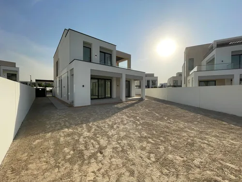 4 Bedrooms Townhouse in Caya