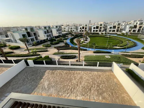 5 Bedrooms Townhouse in Caya