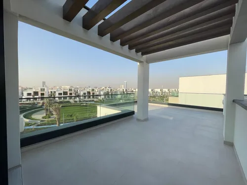 5 Bedrooms Townhouse in Caya