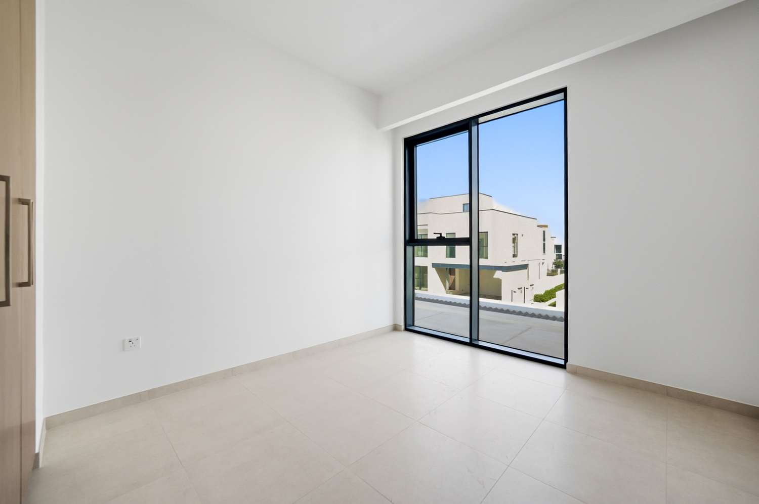 4 Bedrooms Townhouse in Caya