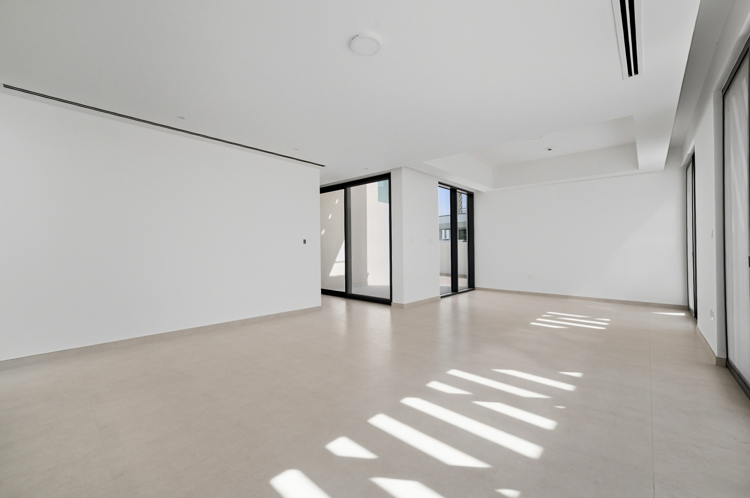 4 Bedrooms Townhouse in Caya