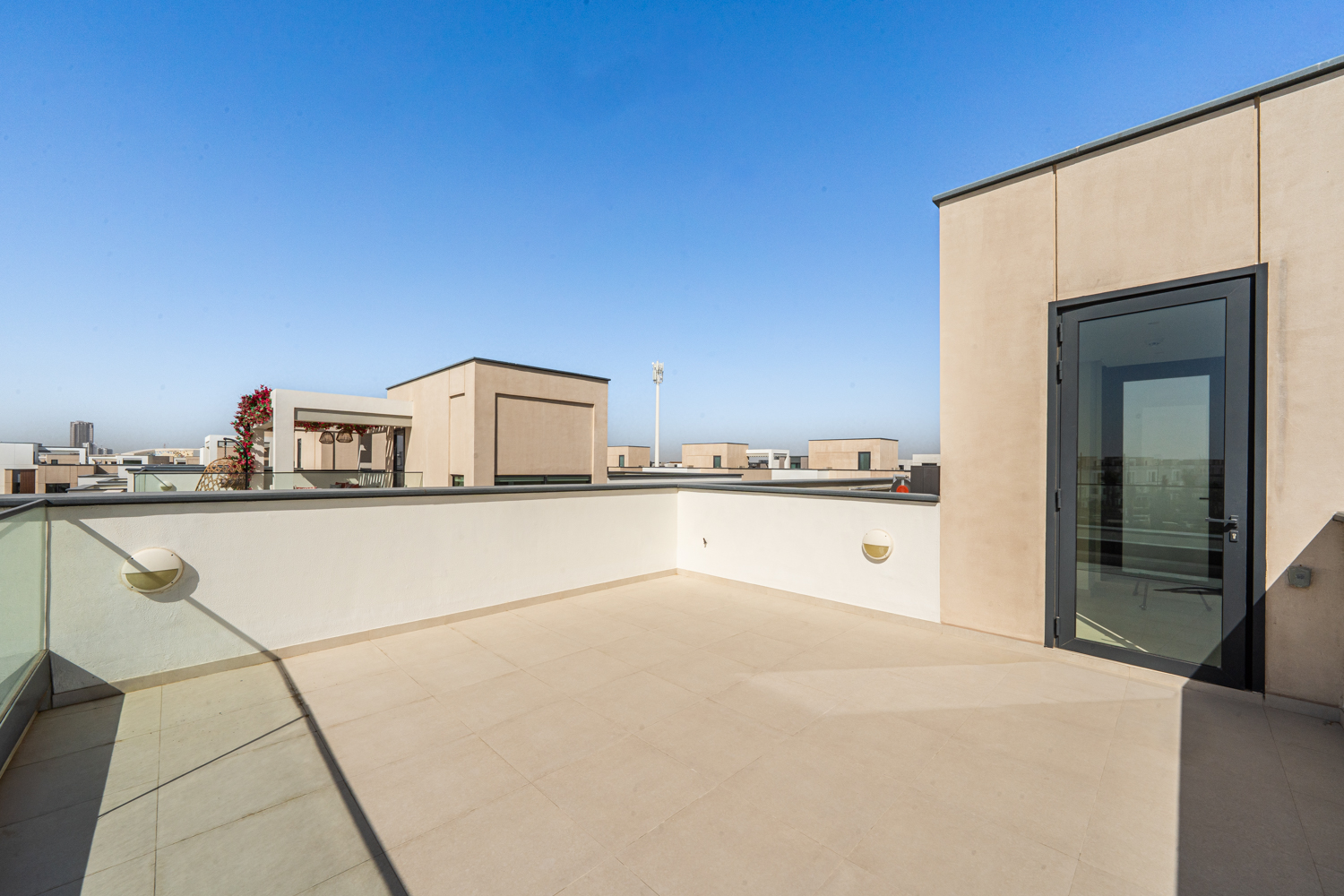 4 Bedrooms Townhouse in Caya