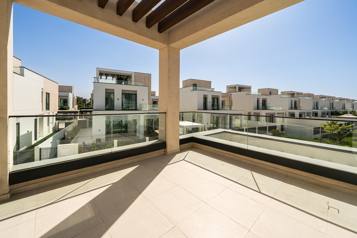 4 Bedrooms Townhouse in Caya