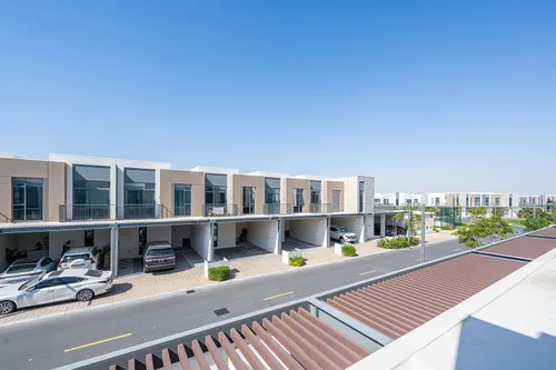 3 Bedrooms Townhouse in Joy