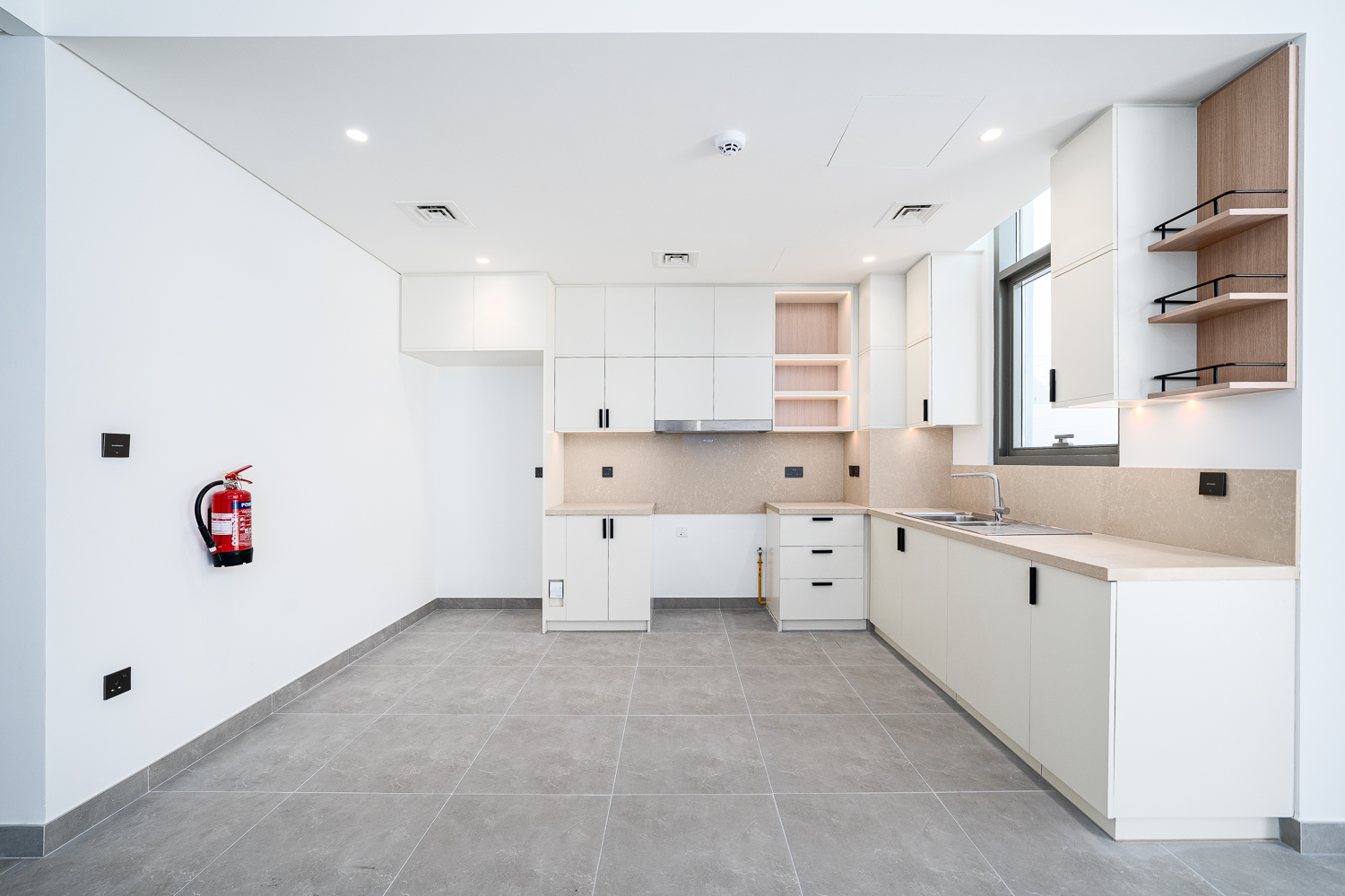 3 Bedrooms Townhouse in Ruba