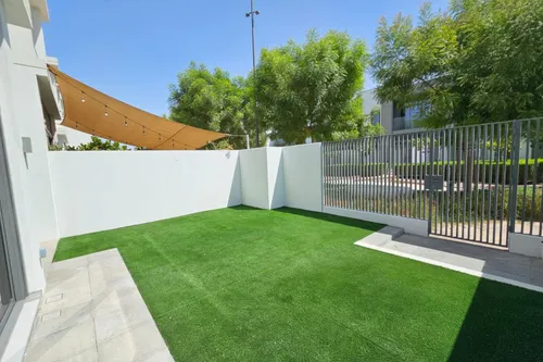 3 Bedrooms Townhouse in Ruba