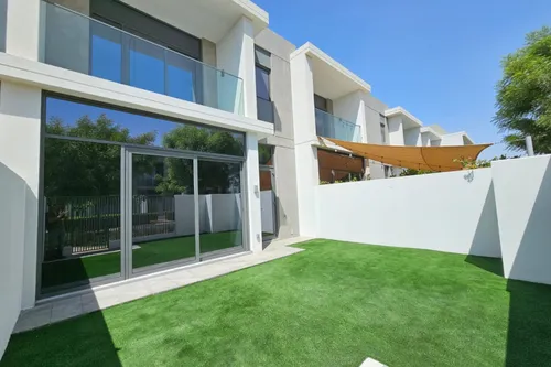 3 Bedrooms Townhouse in Ruba