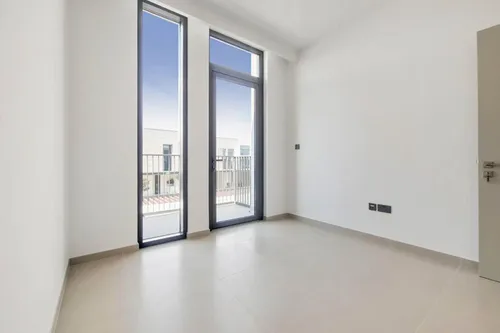 3 Bedrooms Townhouse in Joy