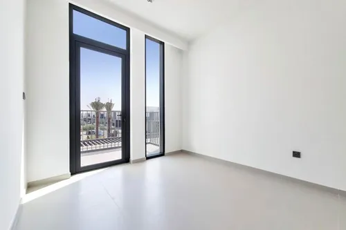 3 Bedrooms Townhouse in Joy