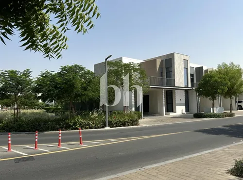 CORNER PLOT | INTERNAL QUIET LOCATION | AVAILABLE 1ST DECEMBER