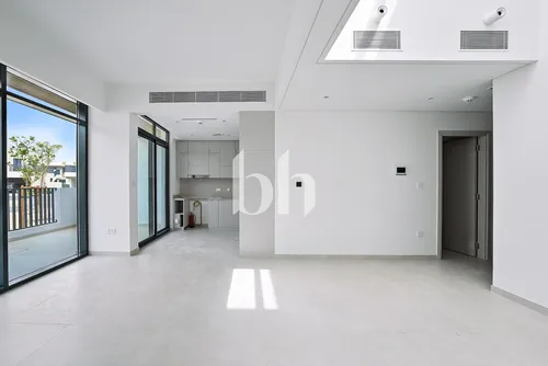 Available Now | Park View | Skylight Layout