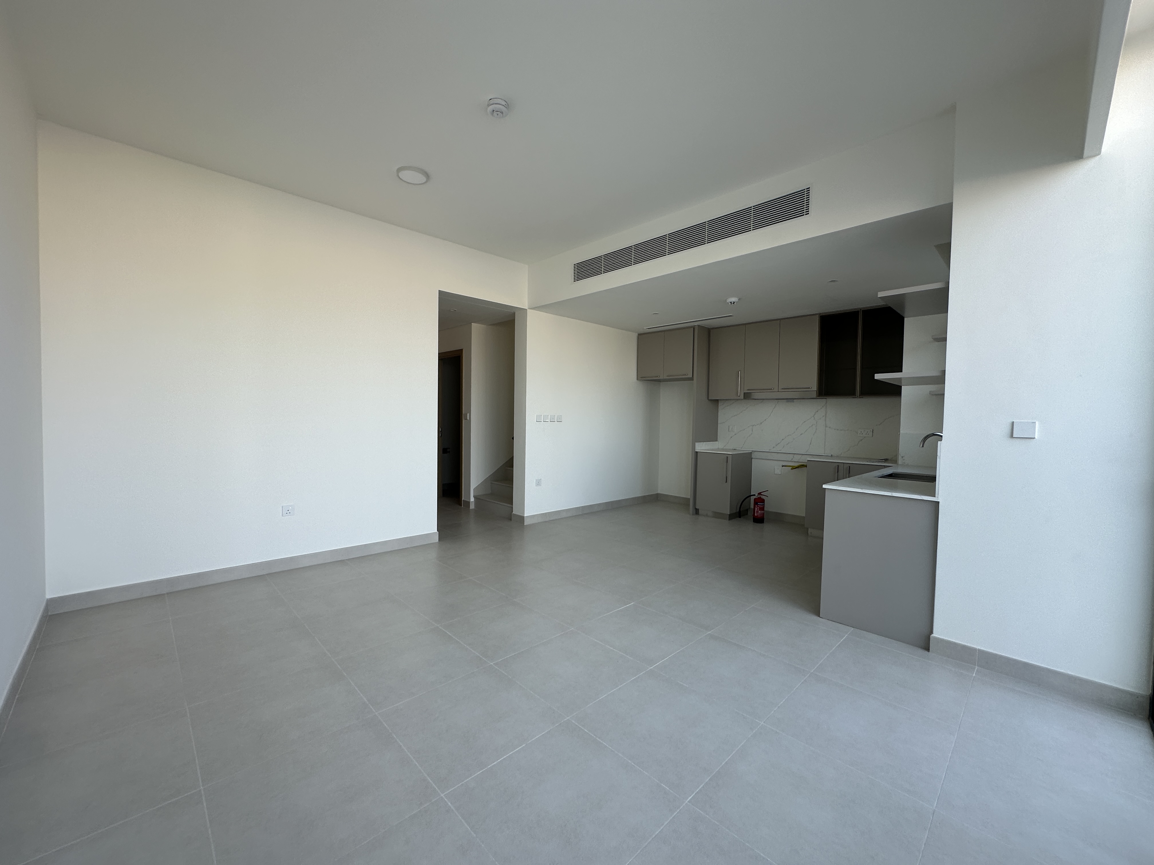 3 Bedrooms Townhouse in Raya