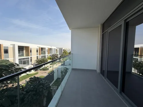 4 Bedrooms Townhouse in Ruba