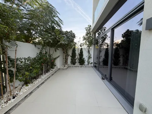 4 Bedrooms Townhouse in Ruba