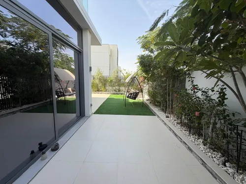 4 Bedrooms Townhouse in Ruba