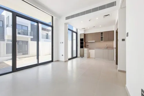 3 Bedrooms Townhouse in Joy