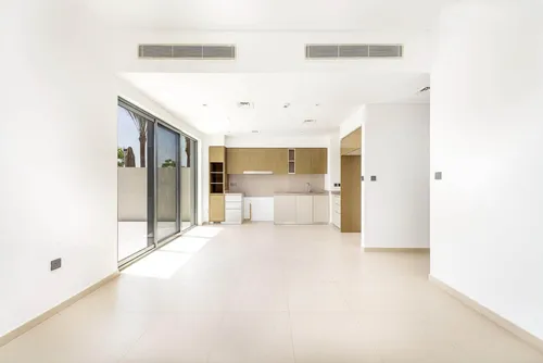 4 Bedrooms Townhouse in Joy