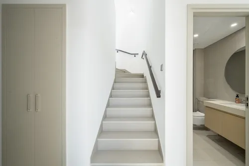 4 Bedrooms Townhouse in Sun