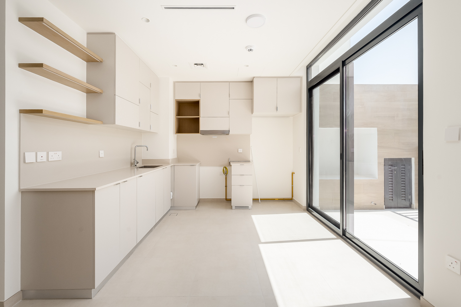 3 Bedrooms Townhouse in Bliss 2