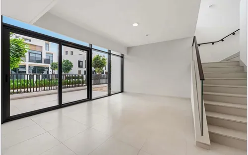 4 Bedrooms Townhouse in Bliss