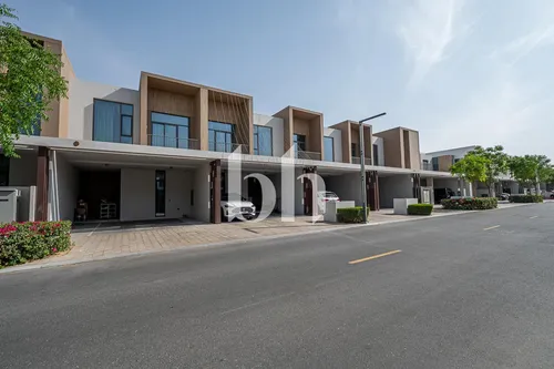 Vacant |Exclusive Community| Area Expert