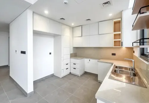 4 Bedrooms Villa in Ruba