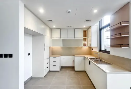 4 Bedrooms Villa in Ruba