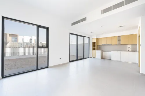 4 Bedrooms Villa in Joy