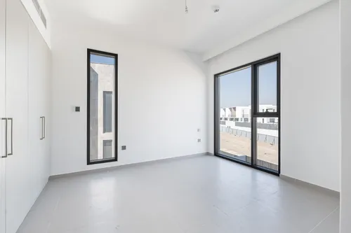 4 Bedrooms Villa in Joy