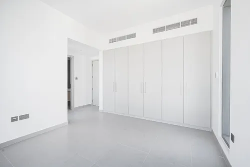 4 Bedrooms Villa in Joy