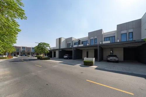 3 Bedrooms Townhouse in Joy