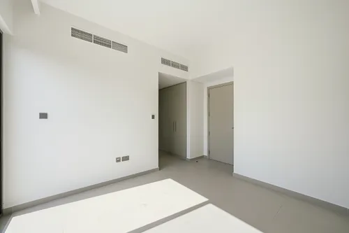 3 Bedrooms Townhouse in Joy