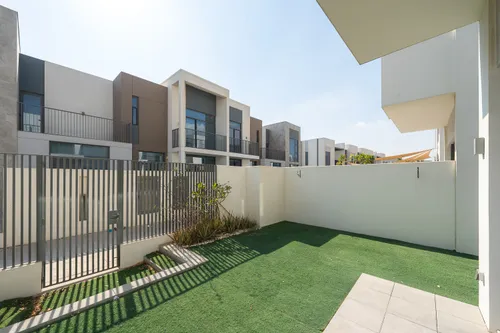 3 Bedrooms Townhouse in Joy