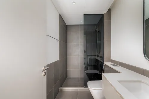 4 Bedrooms Townhouse in June